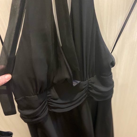 Dreamy LBD - Picture 3 of 3